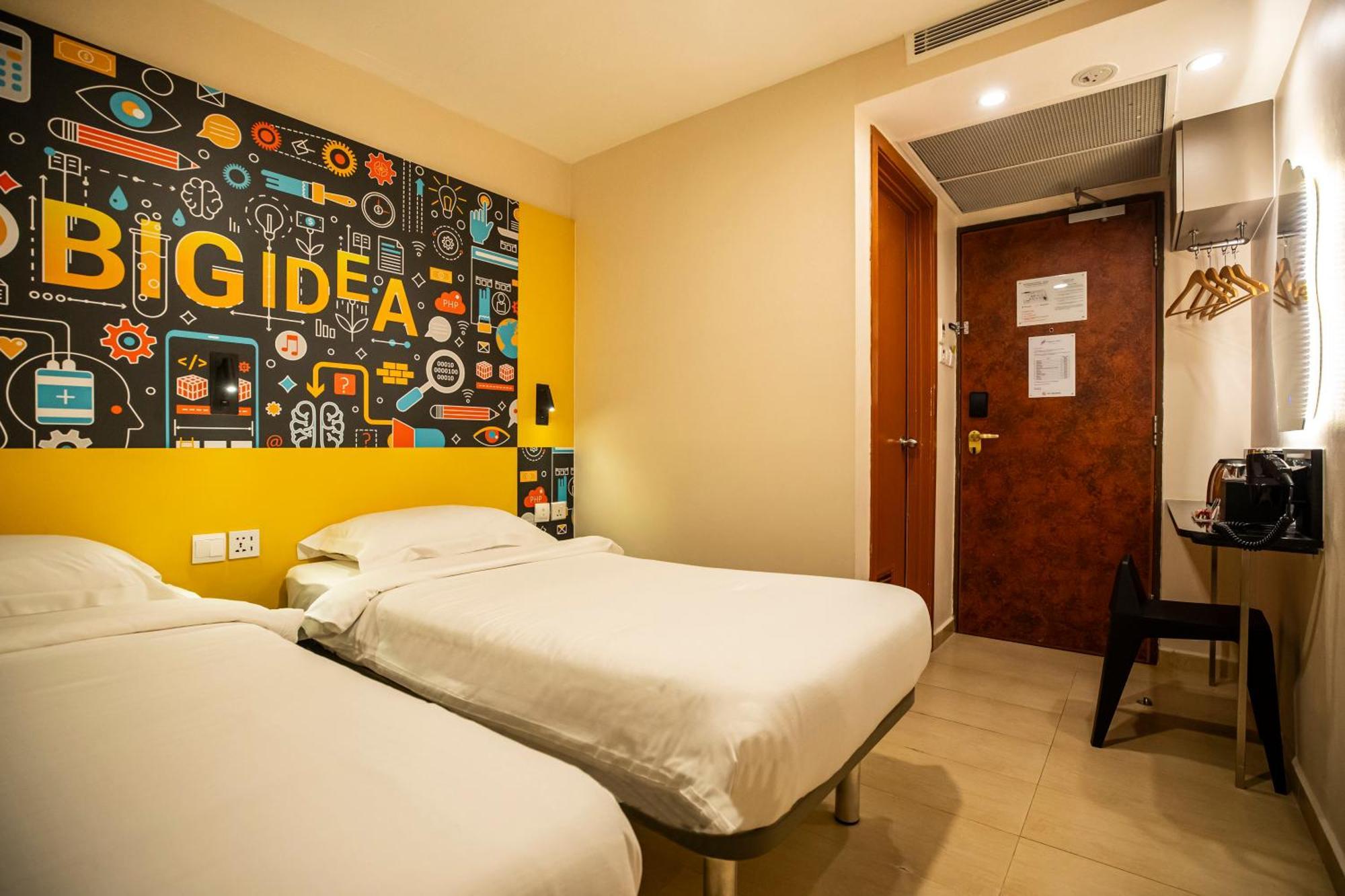Fragrance Hotel - Oasis Singapore Exterior photo
